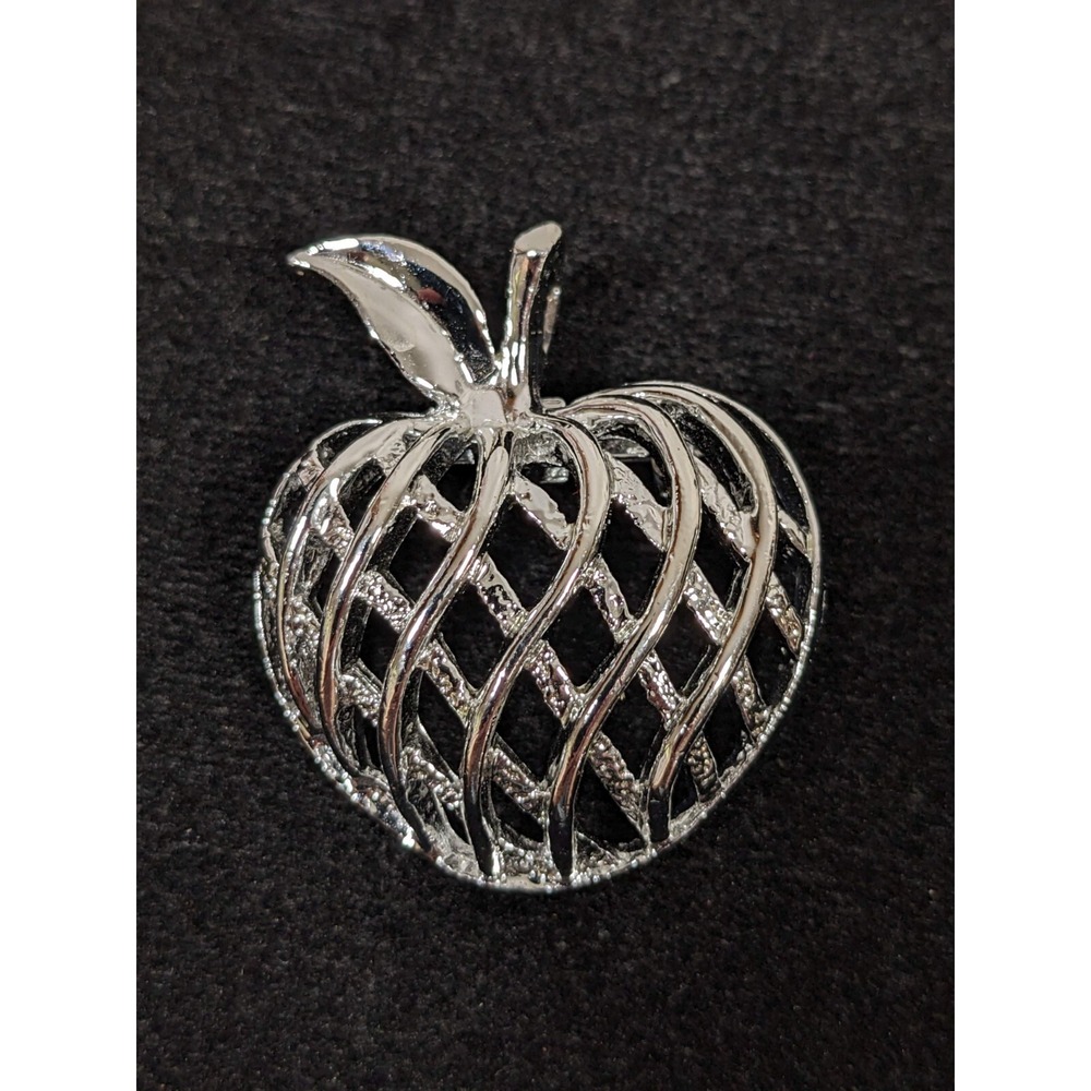 Vintage Gerry's Silver Tone Open Work Strawberry‎ Apple Dome Pin Brooch | Signed
